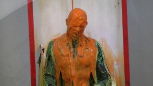 vander_gunged_in_his_trackies_13.jpg