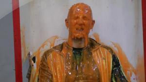 vander_gunged_in_his_trackies_6.jpg