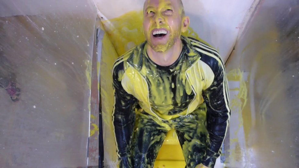 vander_gunged_in_his_trackies_main.jpg